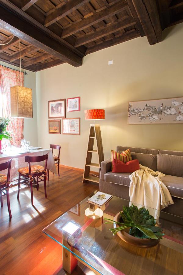 Duomo Luxury Apartment *